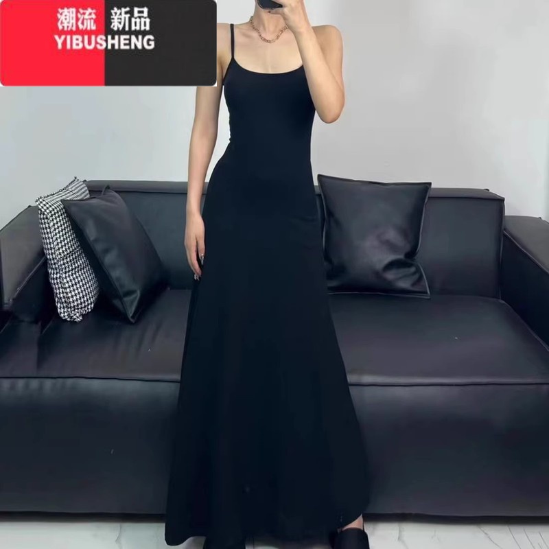 YIBUSHENG大码胖mm法式气质黑色修身显瘦吊带连衣裙子女春2024新款长裙潮