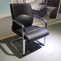 铜林弓形办公椅,金属支架坚固环保,pu软包原生海绵无异味,无甲醛。