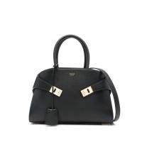 Ferragamo奢品真皮女士斜挎包牛皮手提链条包五金装饰大容量日常通勤