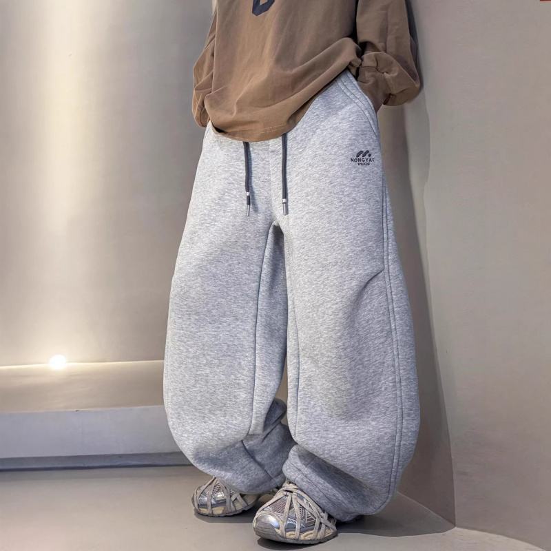 男童春装裤子2026新款中大童春秋款男孩春季休闲运动儿童宽松卫裤