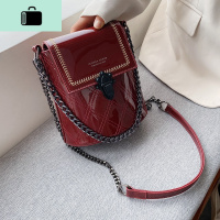 今年流行的小包包女2020新款潮韩版百搭斜挎包漆皮链条时尚水桶包NEW LAKE女士单肩包