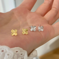 纯银镭射车花四叶草耳钉女养耳洞睡觉免摘气质百搭耳环高级感送女朋友老婆情人节七夕生日礼物