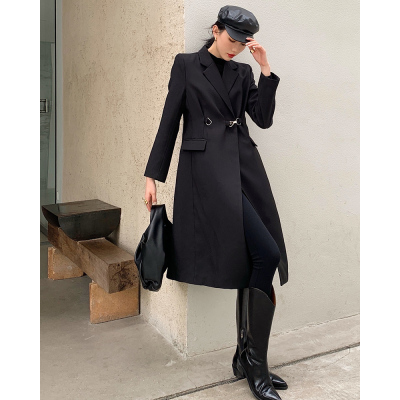 广赫2020秋新款小众西装外套金属扣子垫肩修身大衣女过膝长款风衣夹棉风衣