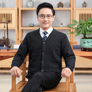 秋冬中年男士保暖加绒加厚外套爸爸装羊毛衫长袖纯色提花加绒开衫