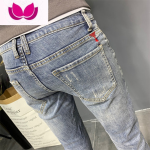 七斓刺绣浅色牛仔裤男复古潮牌修身小脚春季韩版潮流休闲新款九分裤子