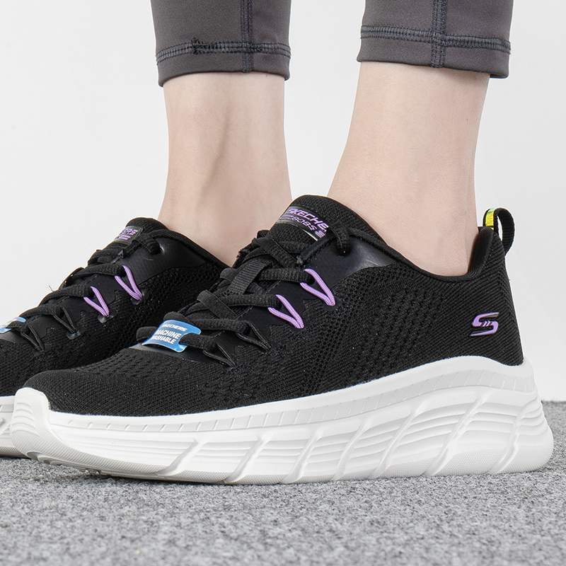 Skechers/斯凯奇女鞋新款轻质缓震透气运动跑步鞋117382-BLK ZP
