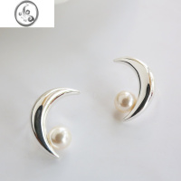 JiMi弯月新版硅胶无耳洞耳夹珍珠通勤耳钉气质别致耳环月亮小众耳饰女