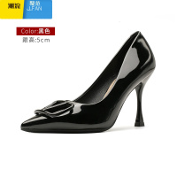聚范裸色高跟鞋女2024新款小众气质名媛细跟配裙子单鞋大码女鞋41一43