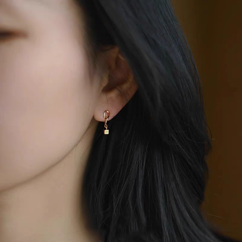 精致高级感小方块无痛耳夹女无耳洞新款小巧耳坠百搭设计感耳饰送女朋友老婆情人节七夕生日礼物