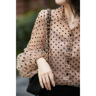 仙依琦衬衫女2021年夏季新款韩版时尚休闲长袖波点网纱罩衫+吊带上衣6357