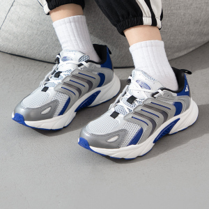 Adidas/阿迪达斯男子新款低帮透气运动休闲跑步鞋ID4018 ZP
