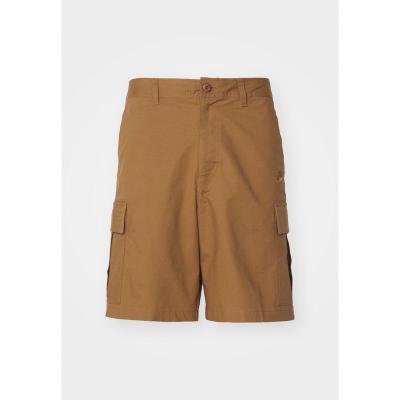 Nike/耐克弹性直筒中长裤男运动短裤多口袋休闲膝盖以上常服