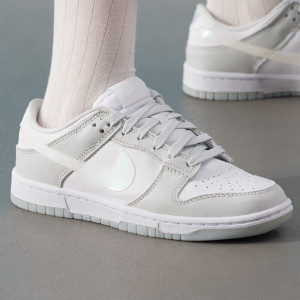 耐克(NIKE)女鞋新款板鞋Dunk Low经典低帮轻便透气耐磨运动休闲鞋HJ5787-001 ZP