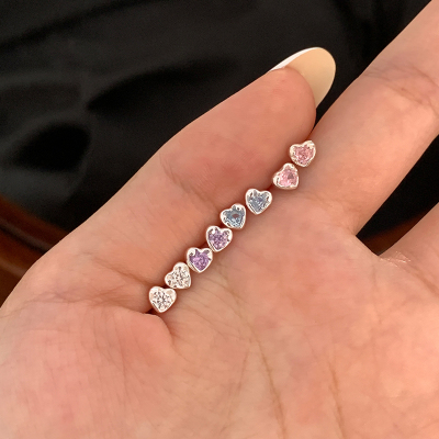 s999纯银彩色锆石爱心耳钉女小巧精致养耳洞耳环日常通勤耳饰送女朋友老婆情人节七夕生日礼物