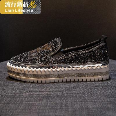 女鞋2020新款春季单鞋水钻百搭仙女风松糕一脚蹬平底鞋学生乐福鞋知义(ZHIYI)休闲鞋