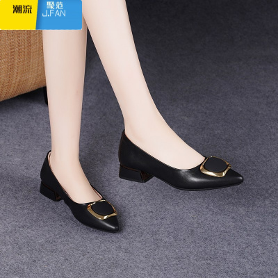 聚范2024新款平底尖头单鞋女浅口皮鞋软底女鞋中跟软皮瓢鞋