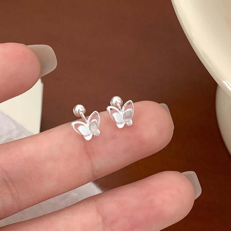 S999纯银迷你双层立体蝴蝶耳钉女甜酷精致耳骨钉耳环休闲耳饰