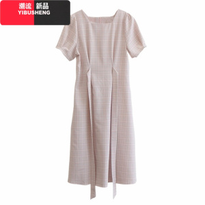 YIBUSHENG夏季2021年新款大码女装胖mm茶歇桔梗法式方领连衣裙子设计感小众