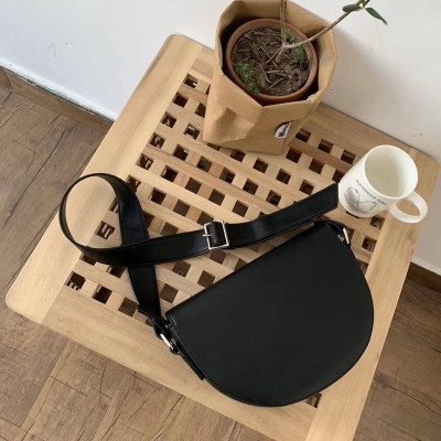 NEWLAKE马鞍包女斜挎宽肩带2020新款半圆时尚百搭网红同款大容量单肩包女斜挎包