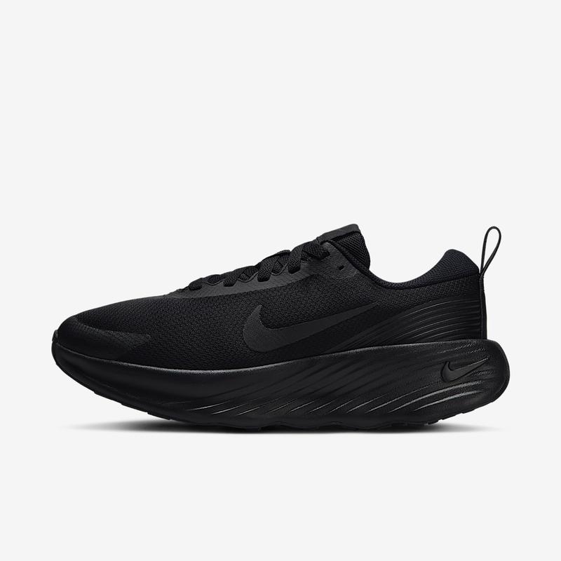 耐克(NIKE)女子缓震舒适运动训练鞋厚泡沫弯槽底全天候穿着体验