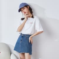[1折价26.9元叠加优惠券]唐狮犬系女孩联名白色短袖T恤女夏新款设计感小众宽松纯棉上衣